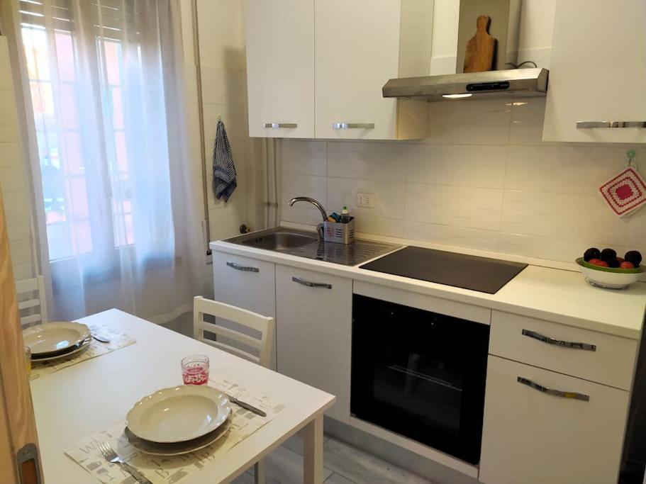 Appartamento Monolocale Tiburtina Luminoso, Centrale, Silenzioso E Con Parcheggio Antistante